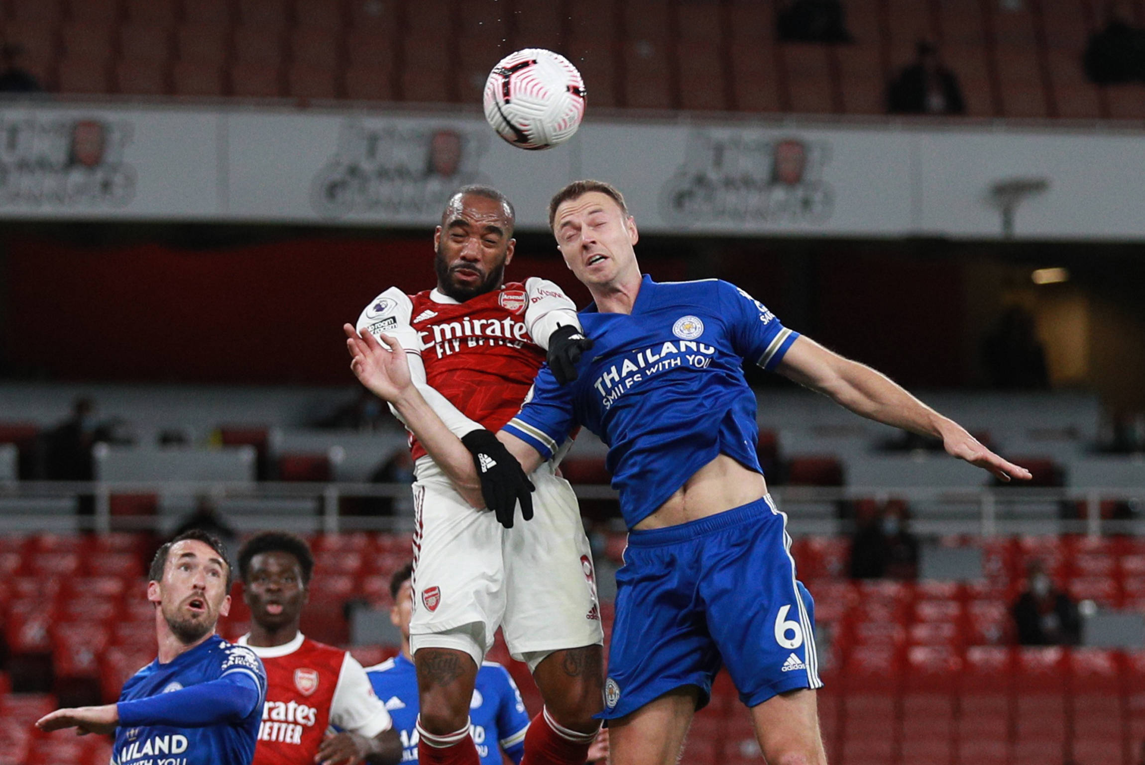 贴近现实的 贴近现实的